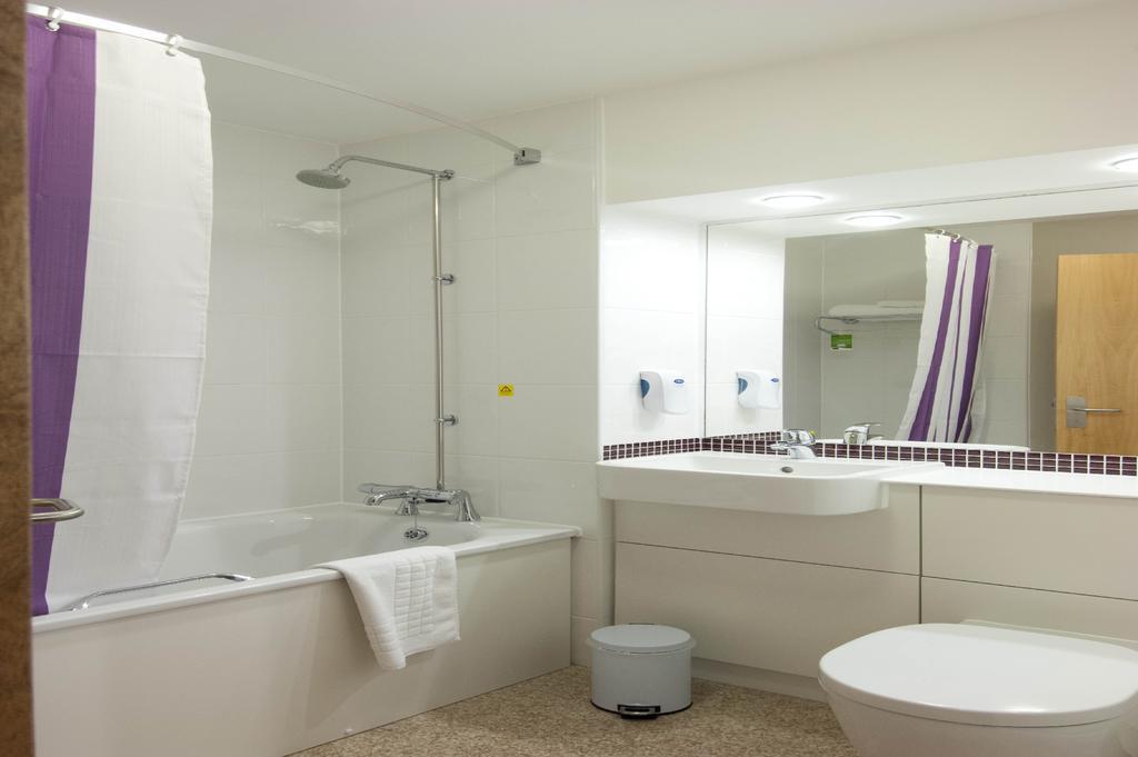 Premier Inn Sittingbourne Kent Ngoại thất bức ảnh