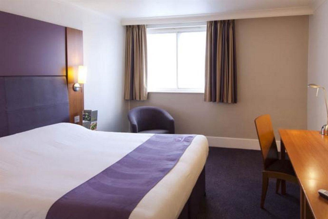 Premier Inn Sittingbourne Kent Ngoại thất bức ảnh